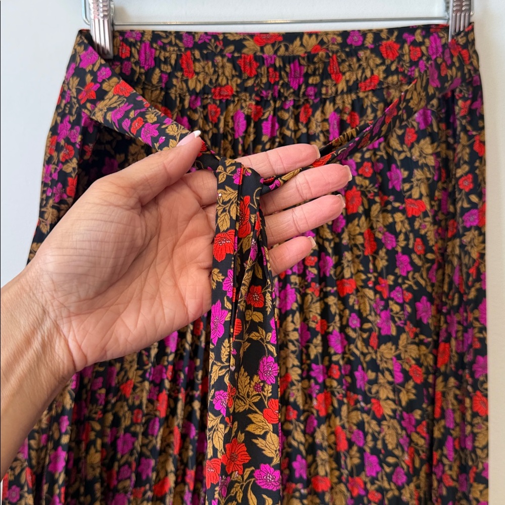 Skies are blue floral skirt xxl - Picture 6 of 9